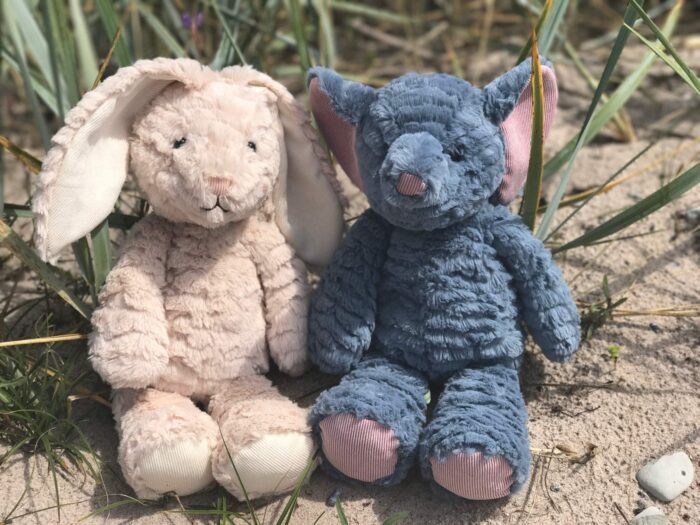 Mollis Hase Kuscheltier Baby (36cm groß) – Weiches Stofftier für Kinder & – Kuschelhase – Bild 7
